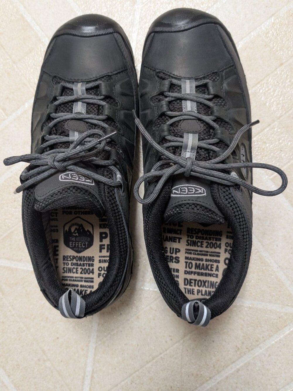 Men's KEEN Targhee II Waterproof Hiking Shoes – Black (Size 10)